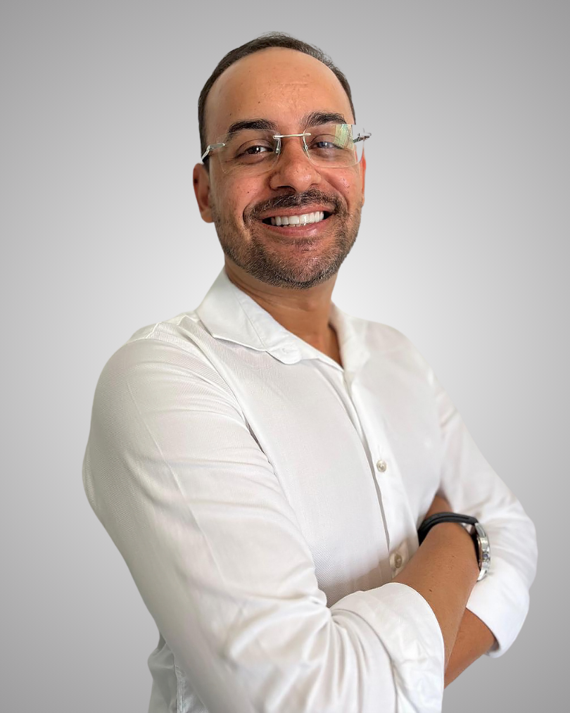 Dr. Flávio Quintino